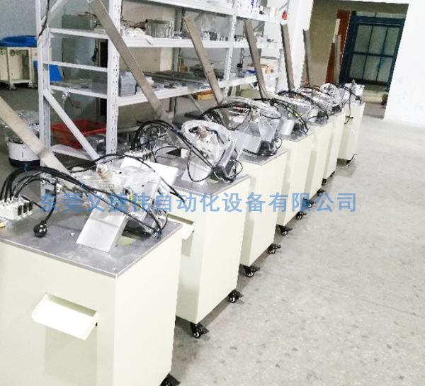 
        手動壓扇葉機(jī)
    